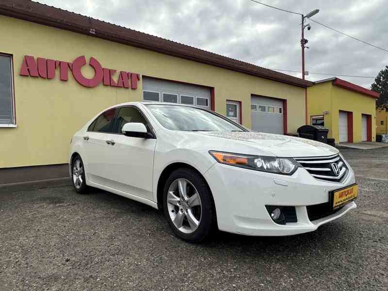 Honda Accord 2.4i-VTEC 148kW/8G/Executive - foto 1