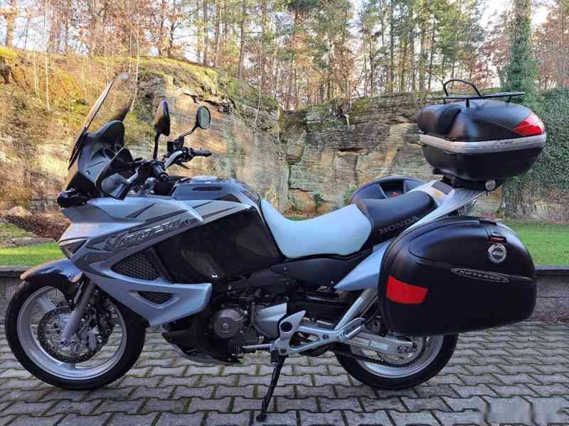 Honda XL 1000 V Varadero - SUPER SATV - 109 900 KČ - foto 1