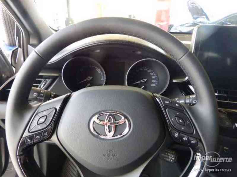 Toyota C-HR Hybrid 72kW - foto 7