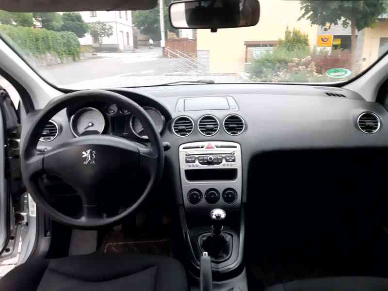 PEUGEOT 308SW KOMBI. 1,6HDI, KLIMA, NAVI, TEMPOMAT, TAŽNÉ - foto 12