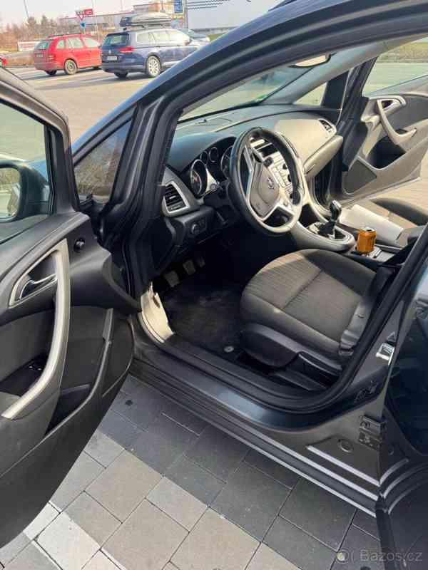 Opel Astra 1,7   AUTO - foto 5