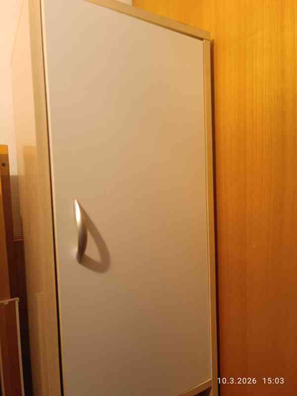 Prodám Vysokou KOUPELNOVOU SKŘÍŇKU VĚŽ - foto 6