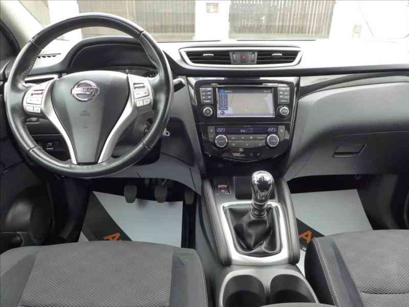 Nissan Qashqai 1,6 D 4x4 TEKNA NAVI 360 1.M - foto 7