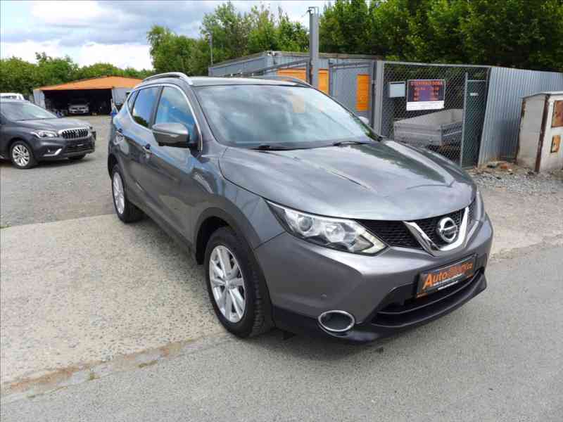Nissan Qashqai 1,6 D 4x4 TEKNA NAVI 360 1.M - foto 2