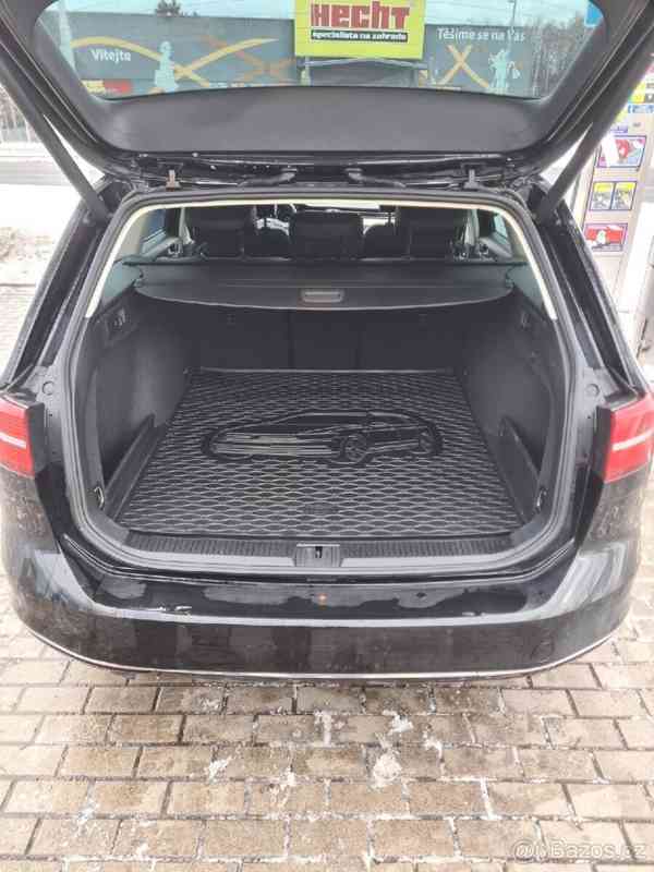 Volkswagen Passat 2,0 - foto 13