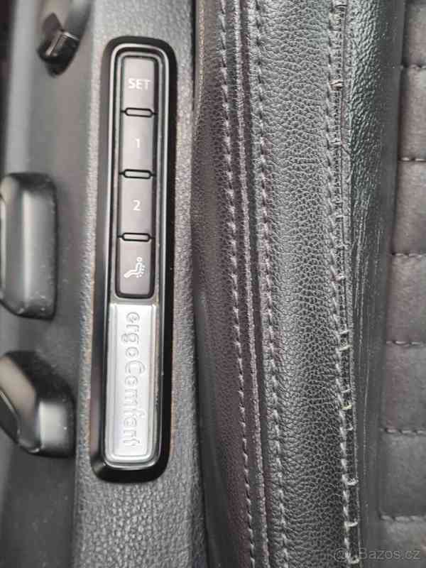 Volkswagen Passat 2,0 - foto 8