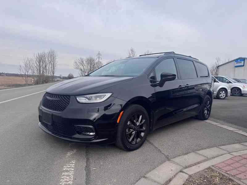 Chrysler Pacifica 3,6 Limited Stype Sunroof New 2021 - foto 2