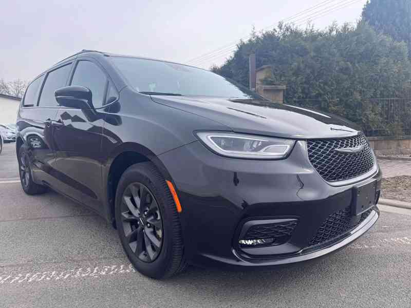 Chrysler Pacifica 3,6 Limited Stype Sunroof New 2021 - foto 7