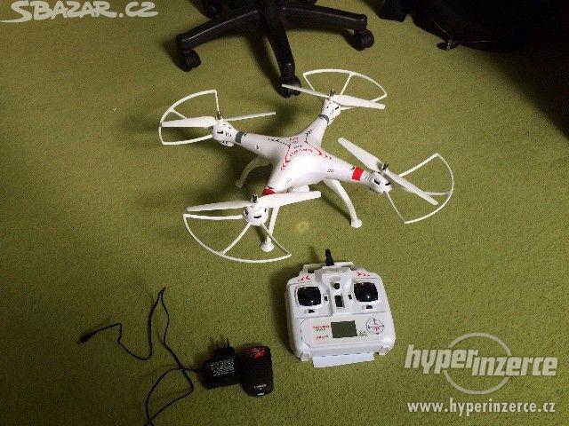 Dron (kvadroptéra) - foto 3