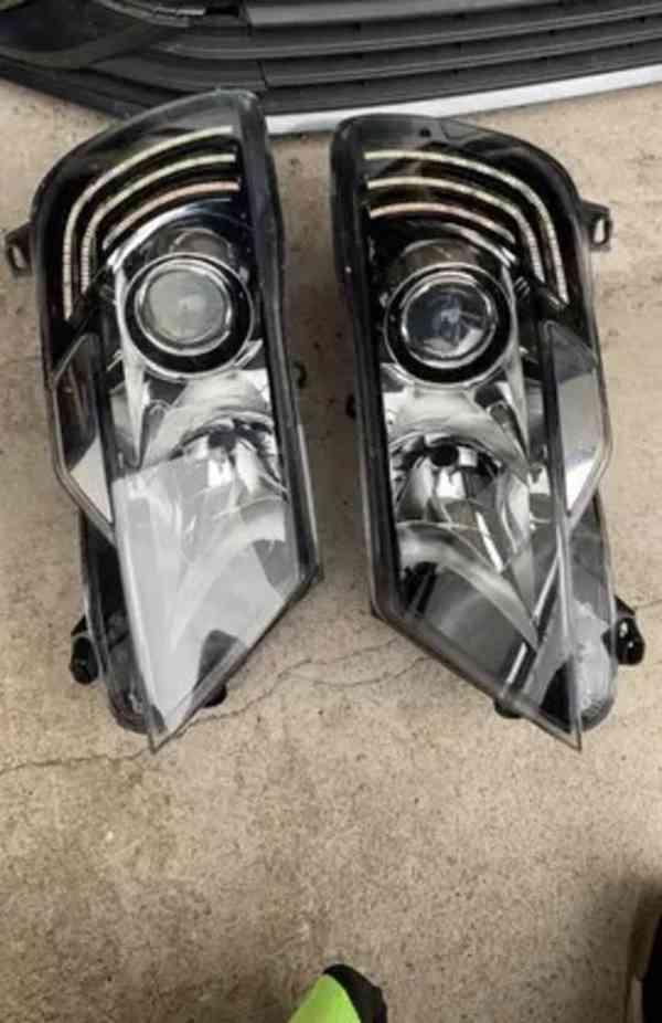 neprodam samotne xenon skoda superb 2 pravy levy - foto 8