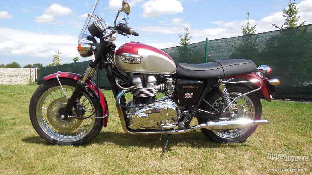 Triumph Bonneville - foto 1