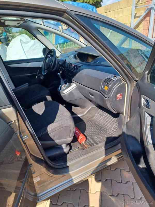 Citroën Grand C4 Picasso 1,6 - foto 3