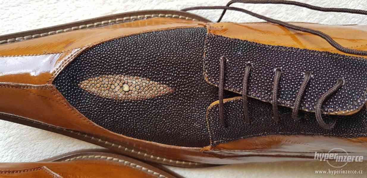 Extravagantní a luxusní pánské boty - rejnok/úhoř - foto 4