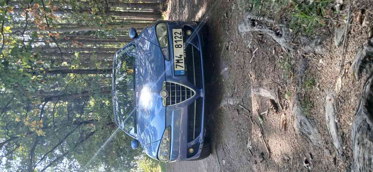 Alfa Romeo 147 - foto 1