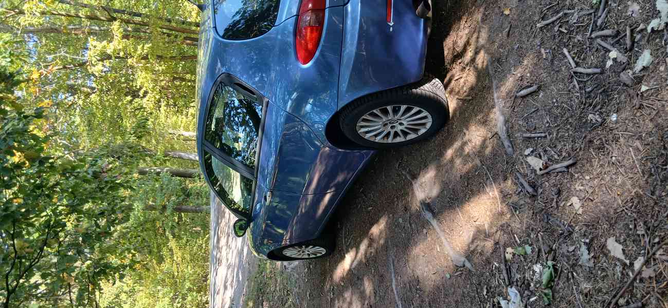 Alfa Romeo 147 - foto 3