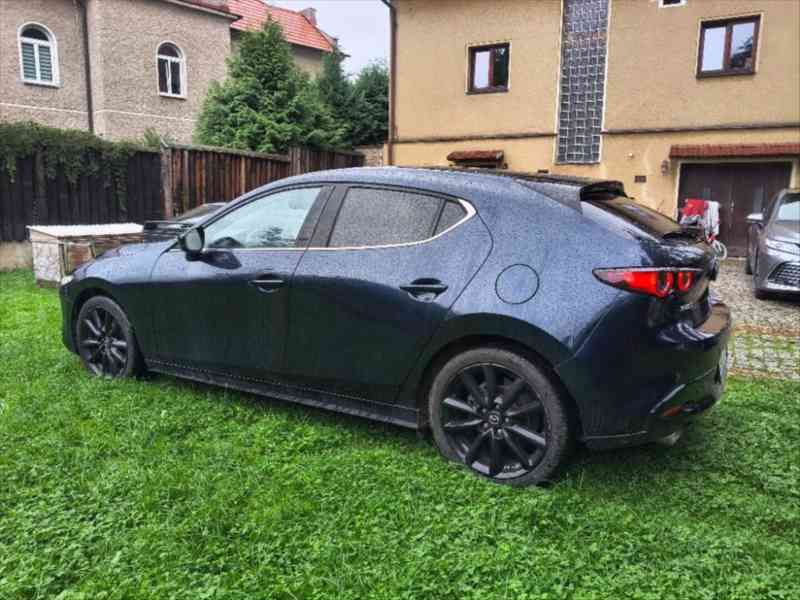 Mazda 3 2,0   Skyactiv-X186 GT Plus (2021) - foto 2