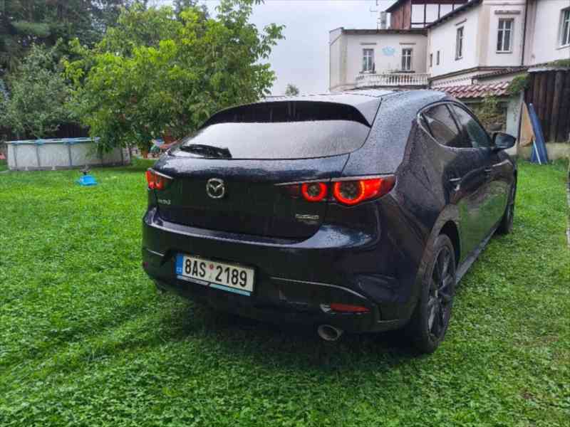 Mazda 3 2,0   Skyactiv-X186 GT Plus (2021) - foto 4