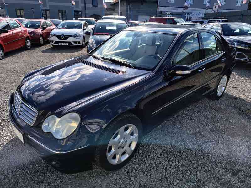 Mercedes Benz C 180 Elegance - foto 1
