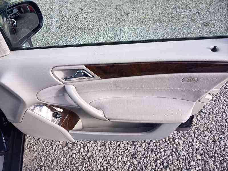 Mercedes Benz C 180 Elegance - foto 16