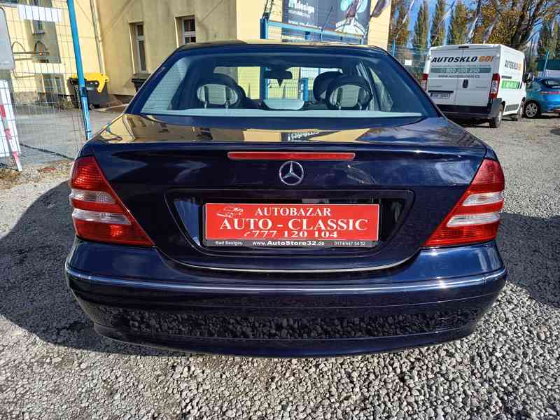Mercedes Benz C 180 Elegance - foto 10