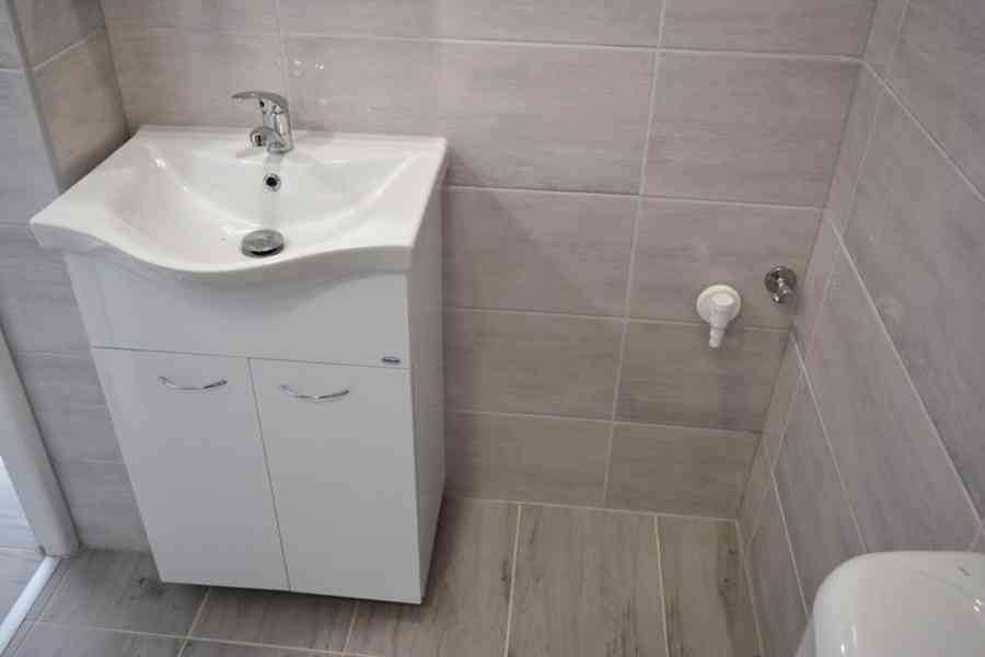 Prodej pěkného bytu 1+kk ve Dvoře Králové n.L. - foto 10