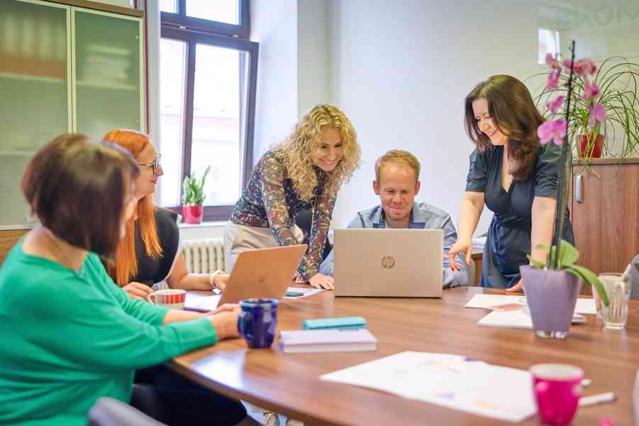 Půjčky, hypotéky - foto 2