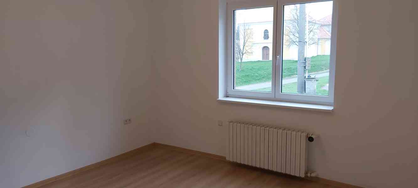 Pronájem přízemí rodinného domu 75 m² – Volduchy - foto 6