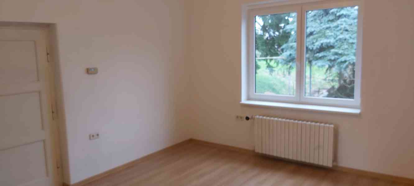 Pronájem přízemí rodinného domu 75 m² – Volduchy - foto 8