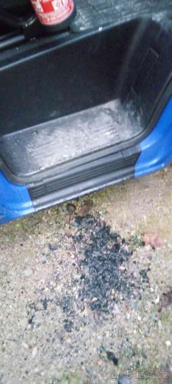 Peugeot Boxer 2,2 - foto 4