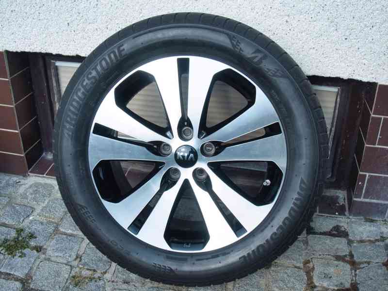 Litá kola KIA Sportage 18" Letní pneu Bridgestone 235/55R18 - foto 18