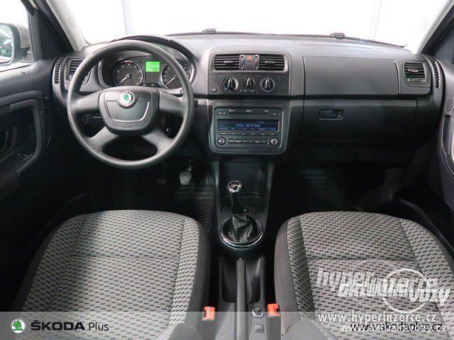 Škoda Roomster 1.2, benzín, rok 2011 - foto 7