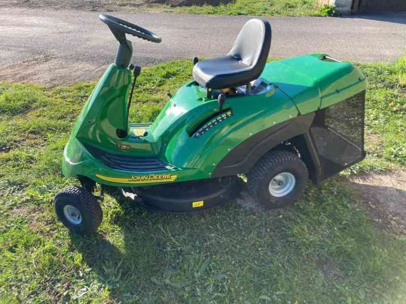 Zahradní traktůrek,rider John Deere 125 - foto 6