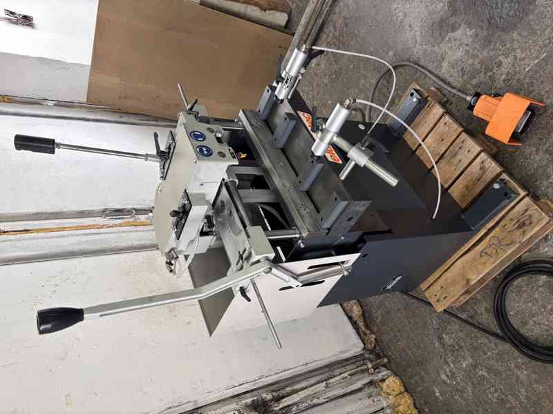 elumatec AS 170/00 Kopírovací fréza  - foto 5