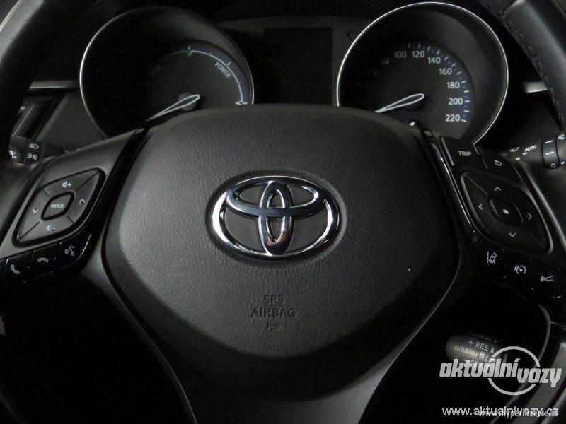 Toyota C-HR 1.8 Hybrid 90kW 1.8, benzín,  2017 - foto 9