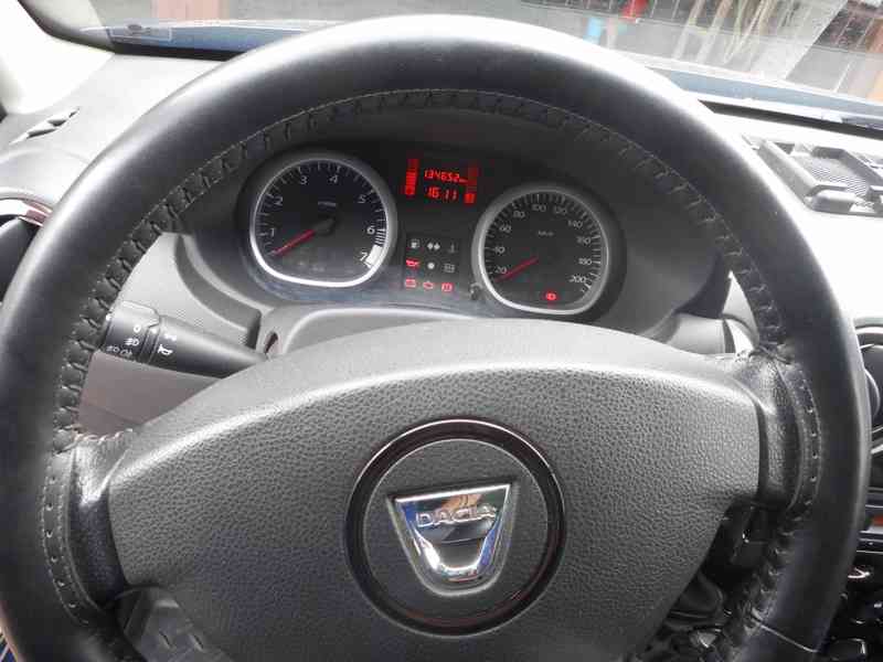 Dacia DUSTER 1.6  16V 4x4 (2011) - foto 16