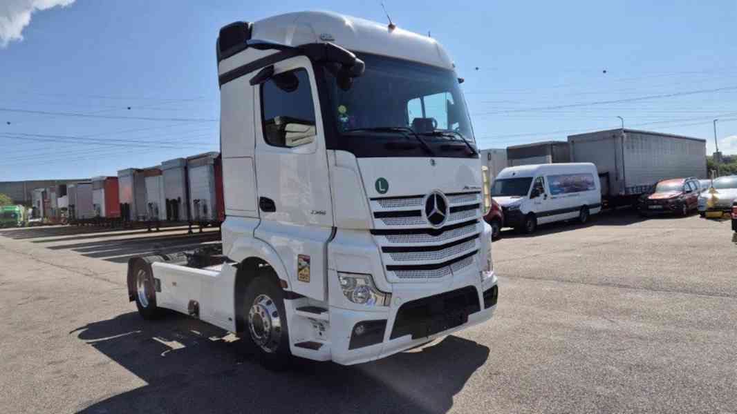 MERCEDES-BENZ ACTROS 1845 - foto 2