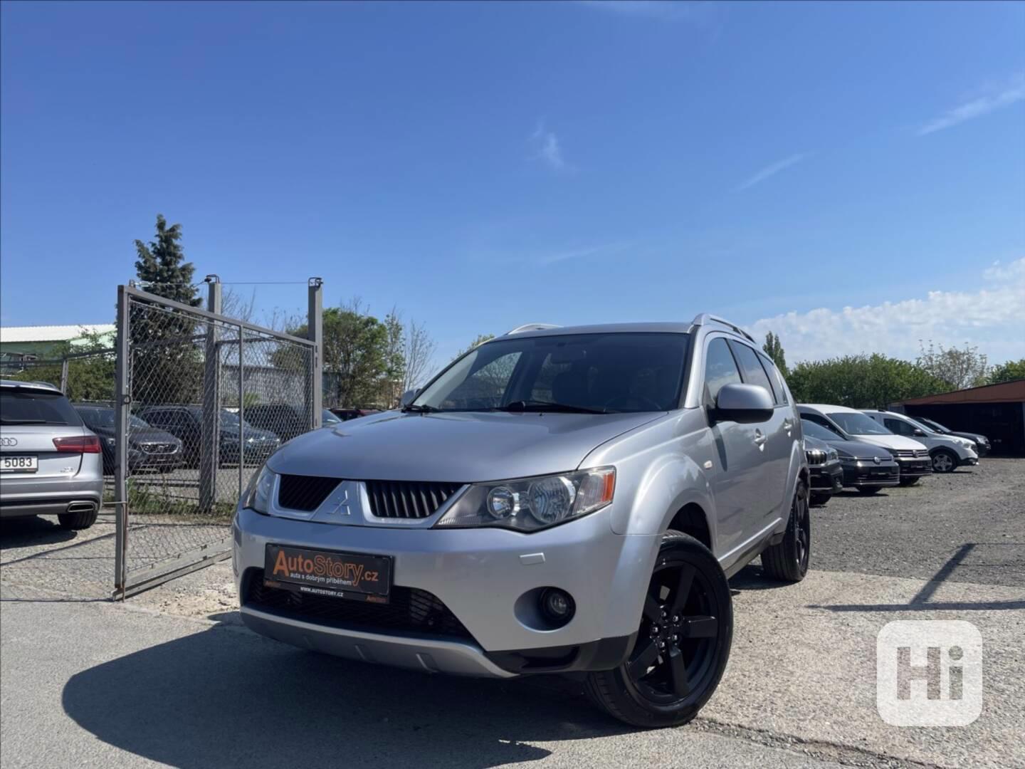 Mitsubishi Outlander 2,0 DI-D 4X4 7 MÍST,KŮŽE,NAVI,ALU - foto 1