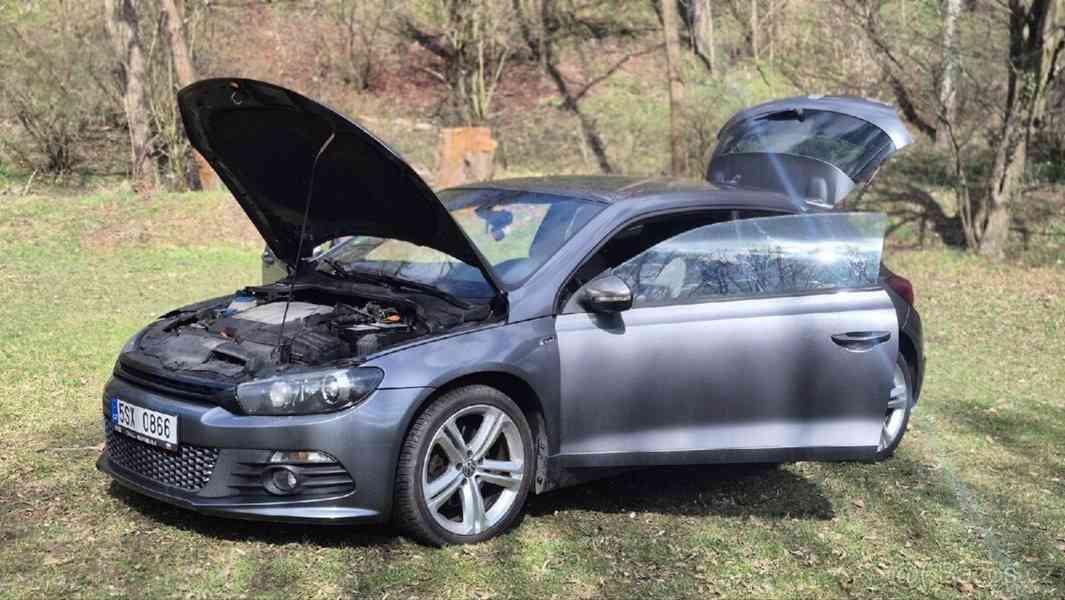 Volkswagen Scirocco 2,0 - foto 7