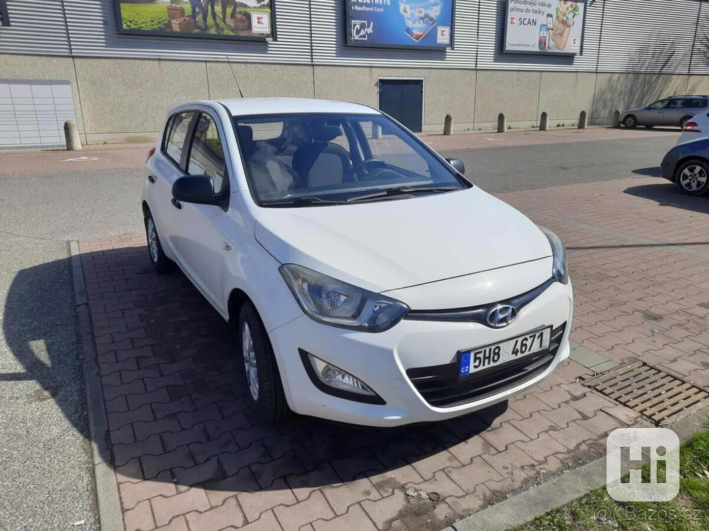 Hyundai i20 1,2 - foto 1