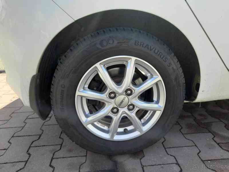 Hyundai i20 1,2 - foto 4