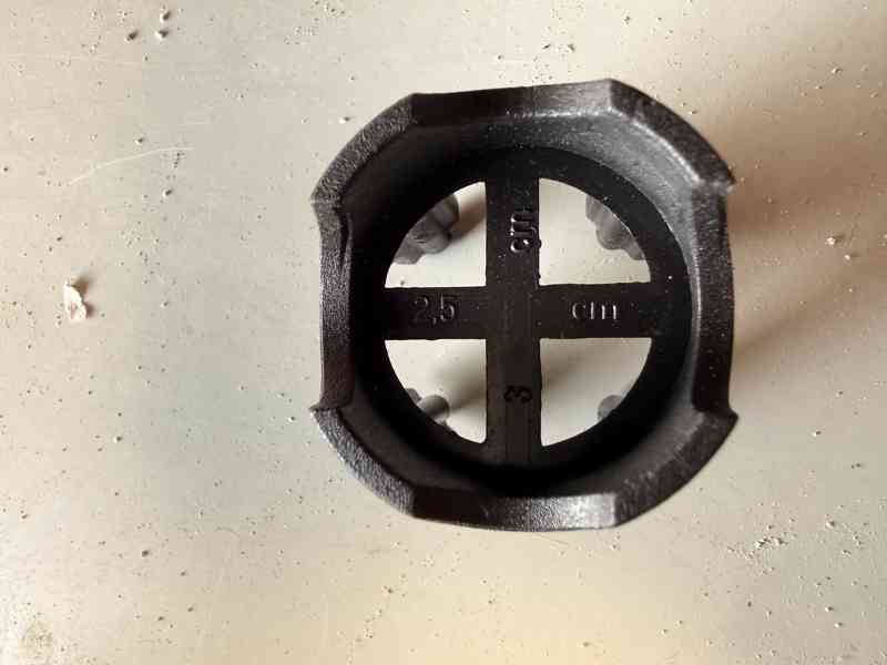 Armovací materiál – třmeny 10×10, drát a podložky - foto 4