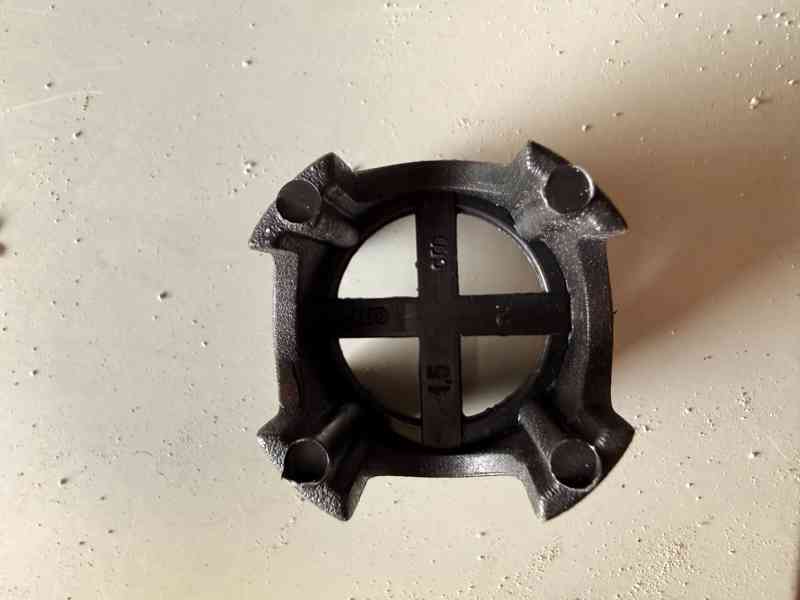 Armovací materiál – třmeny 10×10, drát a podložky - foto 6