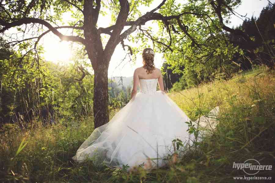 Luxusní svatební šaty - foto 3