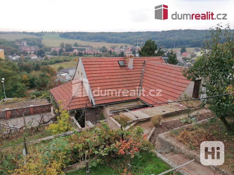 Prodej rodinného domu s terasovitou zahradou, pozemek 1.500 m - foto 19