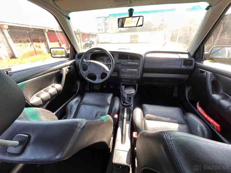 Volkswagen Golf 3,0   VR6 - foto 4