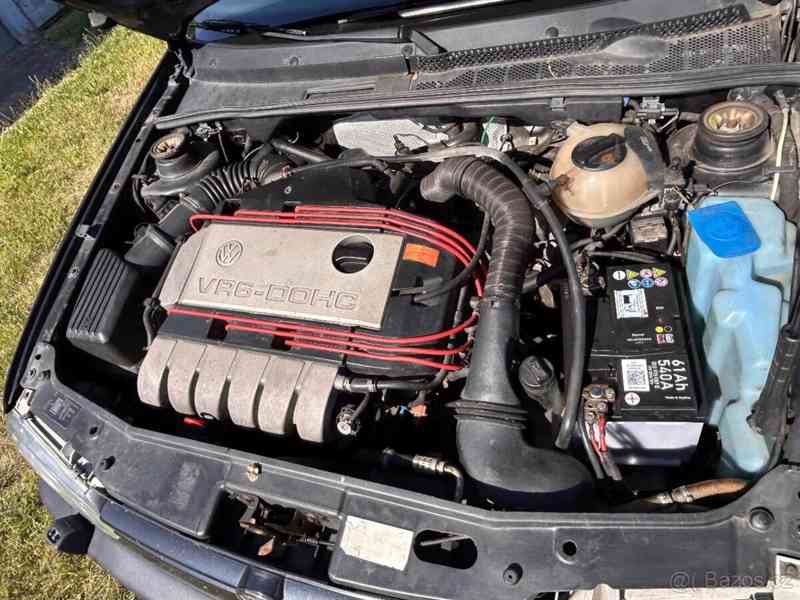 Volkswagen Golf 3,0   VR6 - foto 3