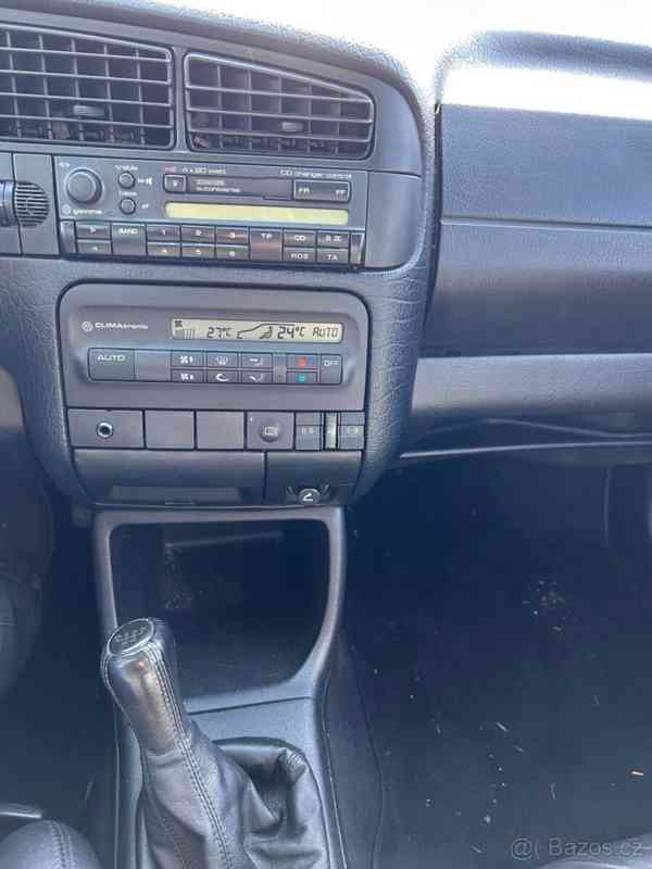 Volkswagen Golf 3,0   VR6 - foto 13