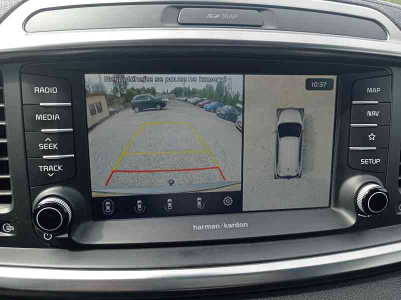 Kia Sorento 2.2 CRDi 4x4/7míst/PREMIUM/DPH - foto 40
