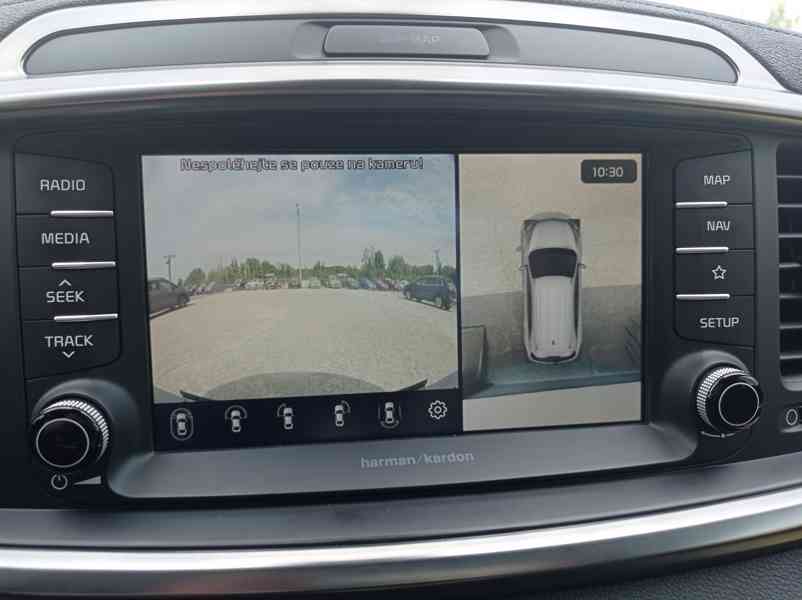 Kia Sorento 2.2 CRDi 4x4/7míst/PREMIUM/DPH - foto 41