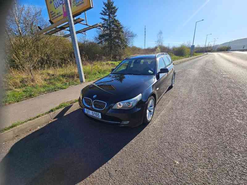 BMW Řada 5 3,0   E61 d 145 kW - foto 8